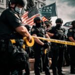 रेल्वे स्थानकावर नवीन सुविधा उभारणे